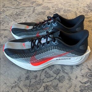 Nike Men’s Pegasus Plus Running Shoes - size 10 - grey/black/red
